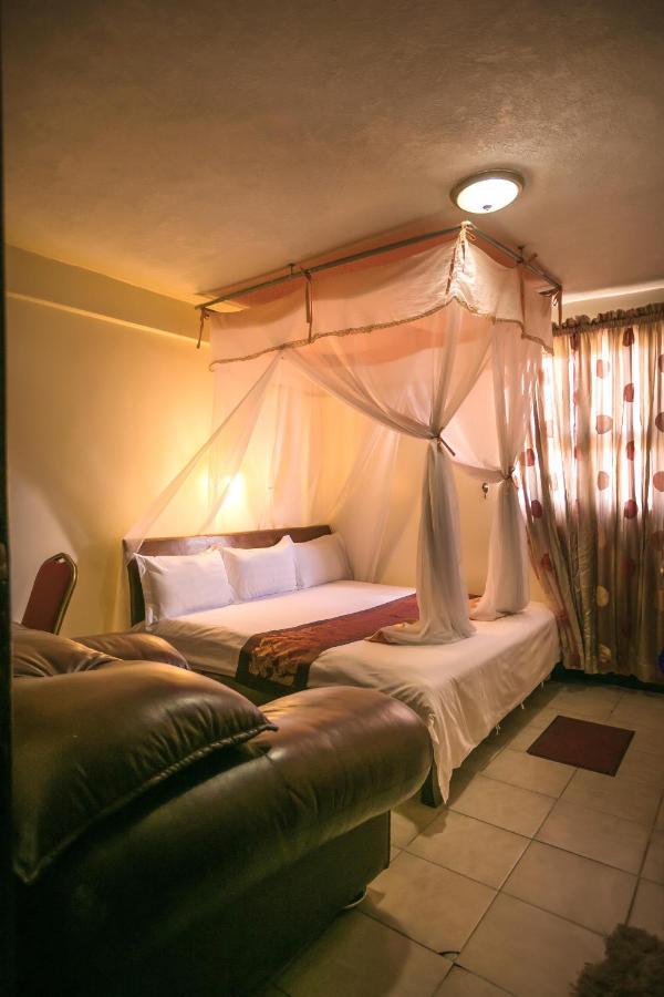 Airport View Plaza Hotel Nairobi Esterno foto